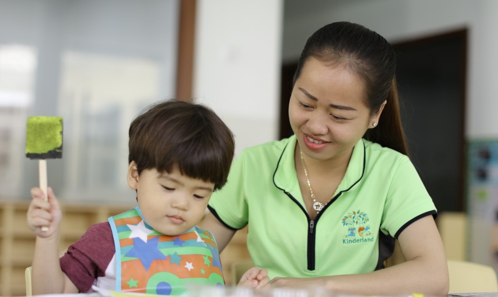 Kinderland children
