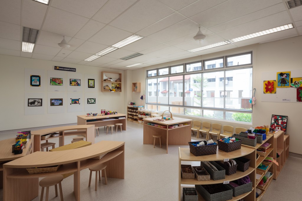 受瑞吉欧幼儿教学法启发的艺术教室,激发儿童的创意及想象。